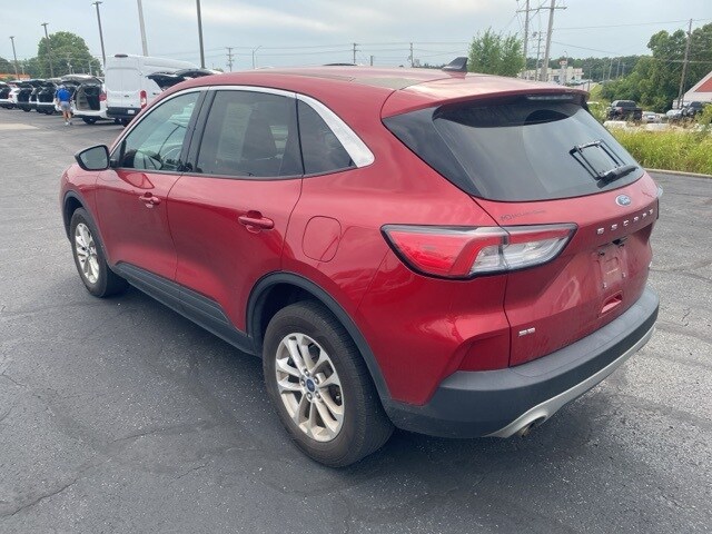 2020 Ford Escape SE photo 3