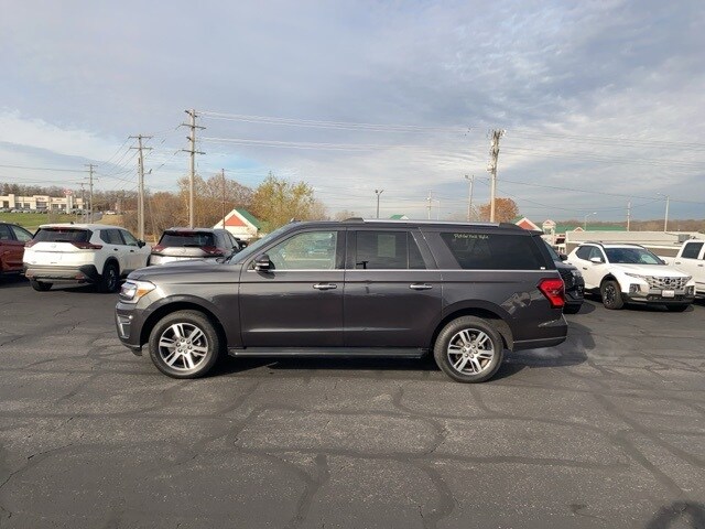 2024 Ford Expedition MAX Limited photo 2
