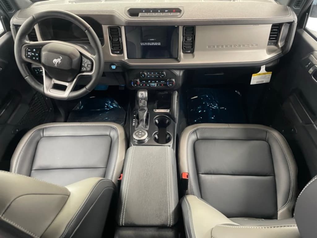 New 2025 Ford Bronco Outer Banks SUV