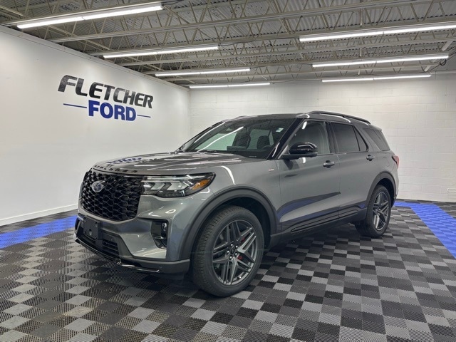 2026 Ford Explorer ST-LINE's photo