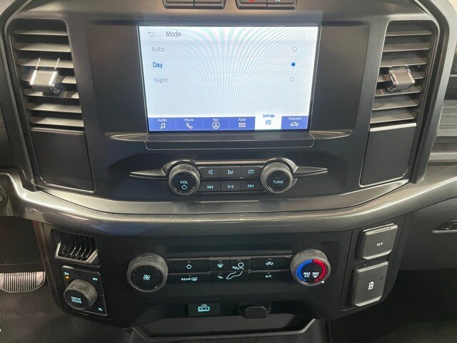 2023 Ford F-150 XL photo 4