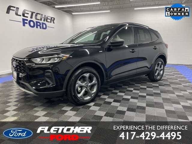 2025 Ford Escape ST-Line's photo