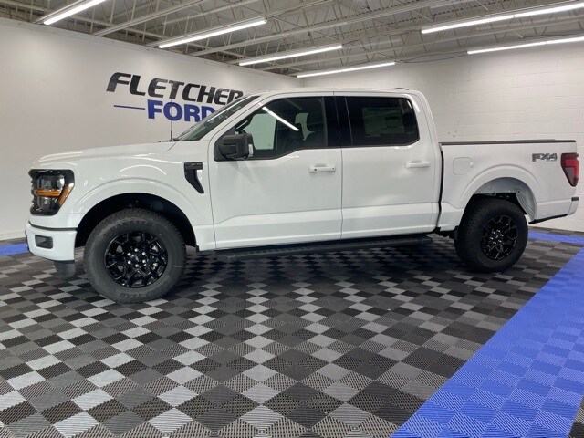 2025 Ford F-150 XLT photo 3