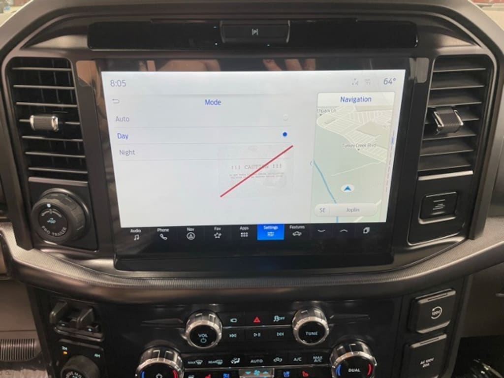 New 2025 Ford F-150 Lariat Truck