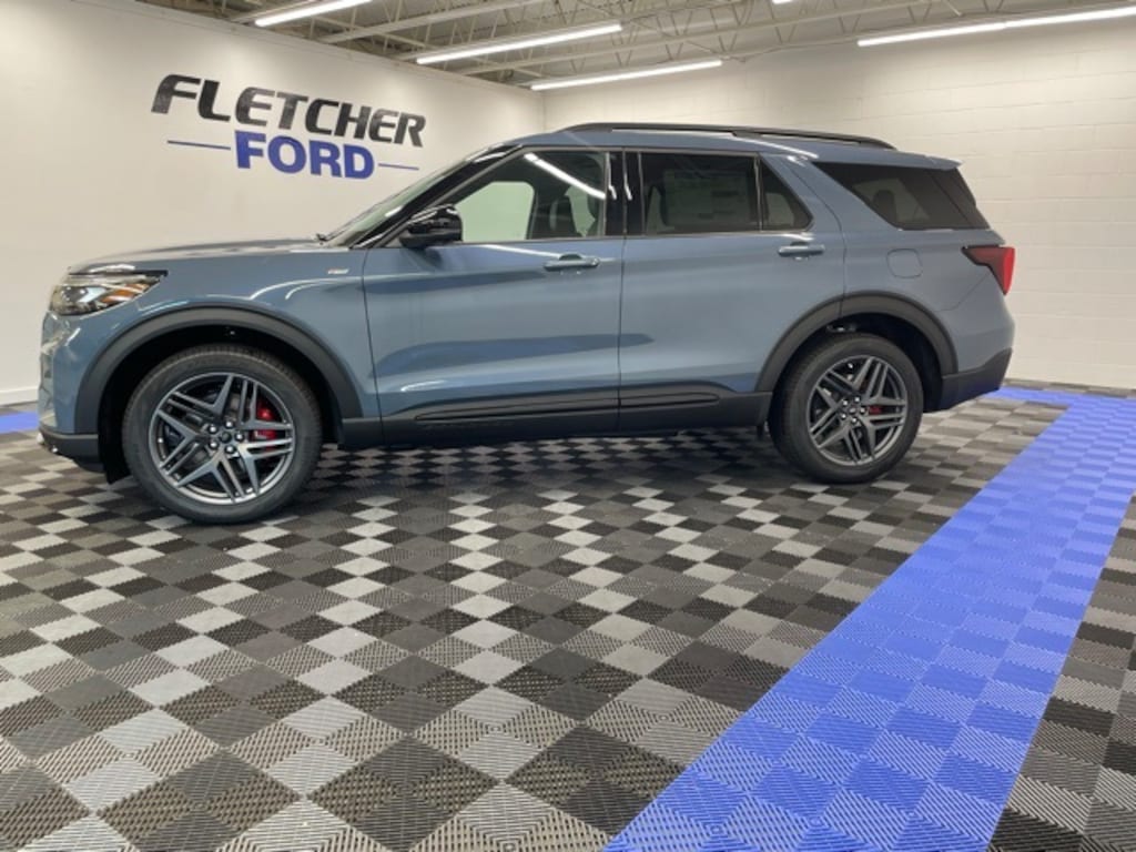 New 2025 Ford Explorer ST-Line SUV