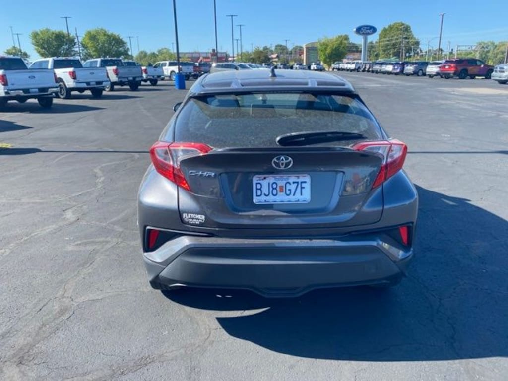 Used 2020 Toyota C-HR LE SUV