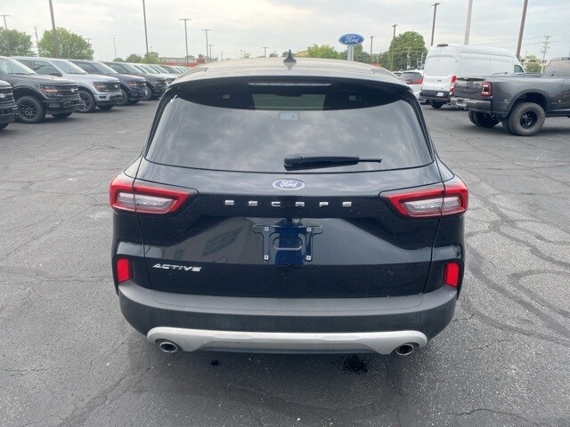 2024 Ford Escape Active photo 2