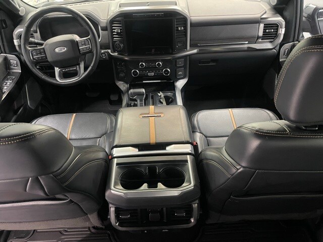 2023 Ford F-150 Platinum photo 2