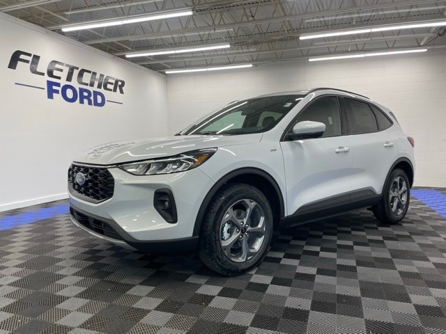 2026 Ford Escape ST-Line Select's photo