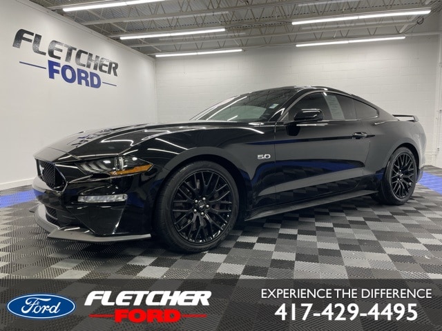 2022 Ford Mustang GT Premium's photo