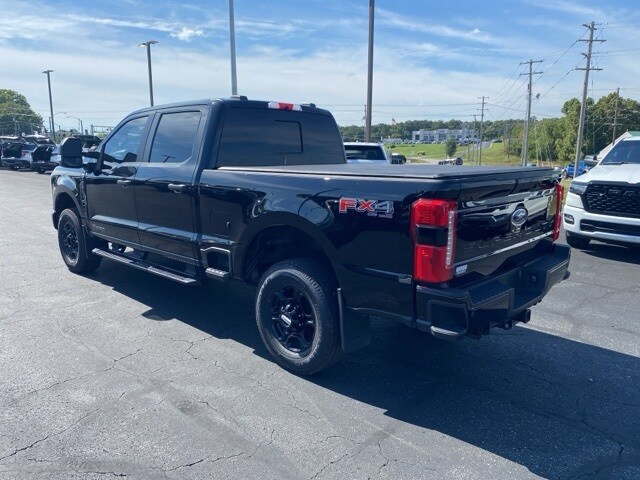 2024 Ford F-250 XL photo 3