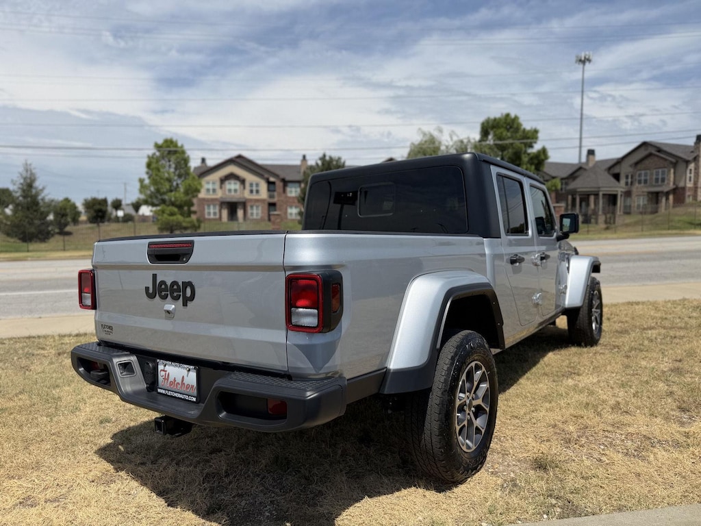 Used 2024 Jeep Gladiator Sport S Truck