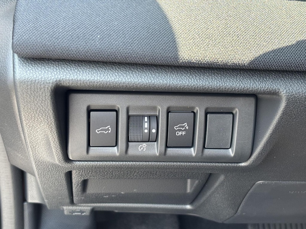 Used 2025 Subaru Outback Premium SUV