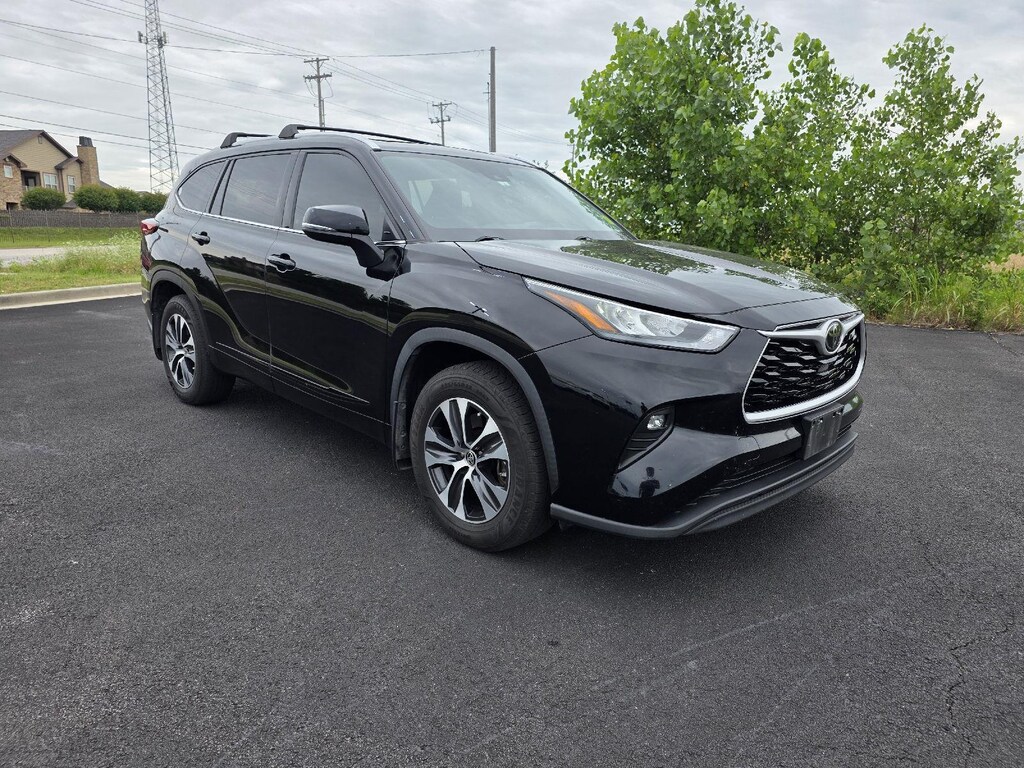 Used 2020 Toyota Highlander XLE SUV