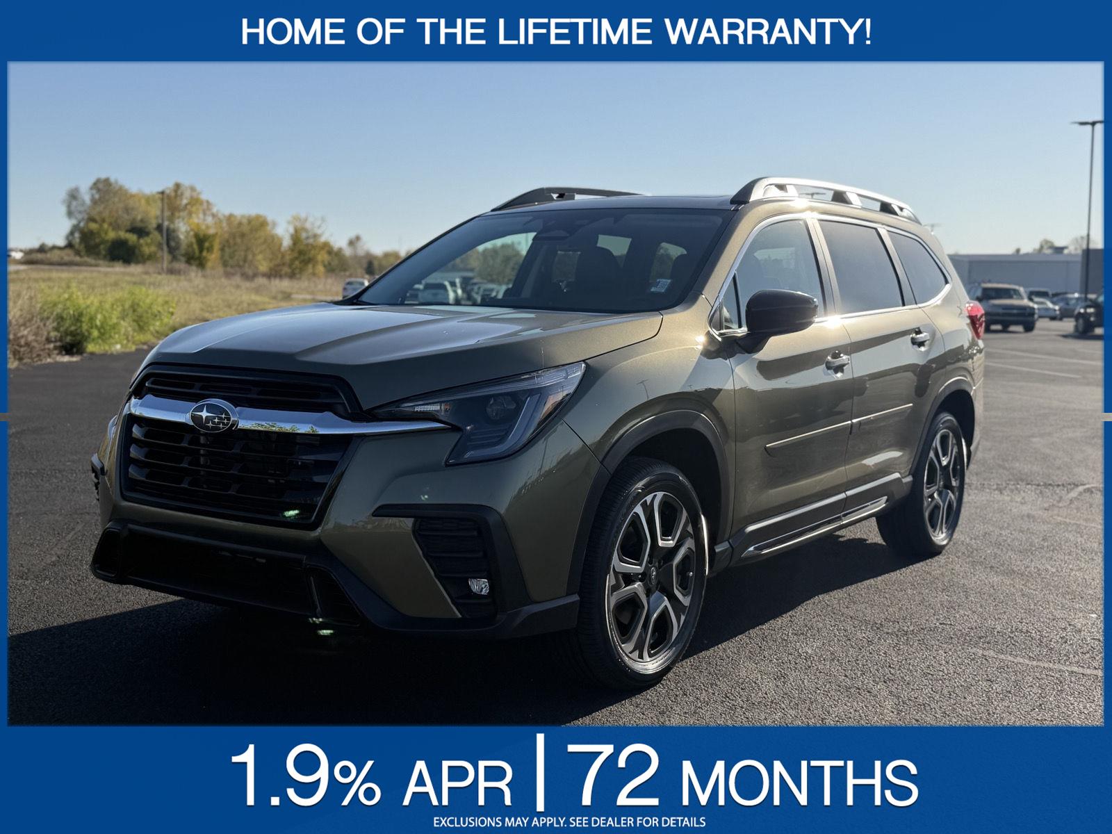 2025 Subaru Ascent Limited's photo