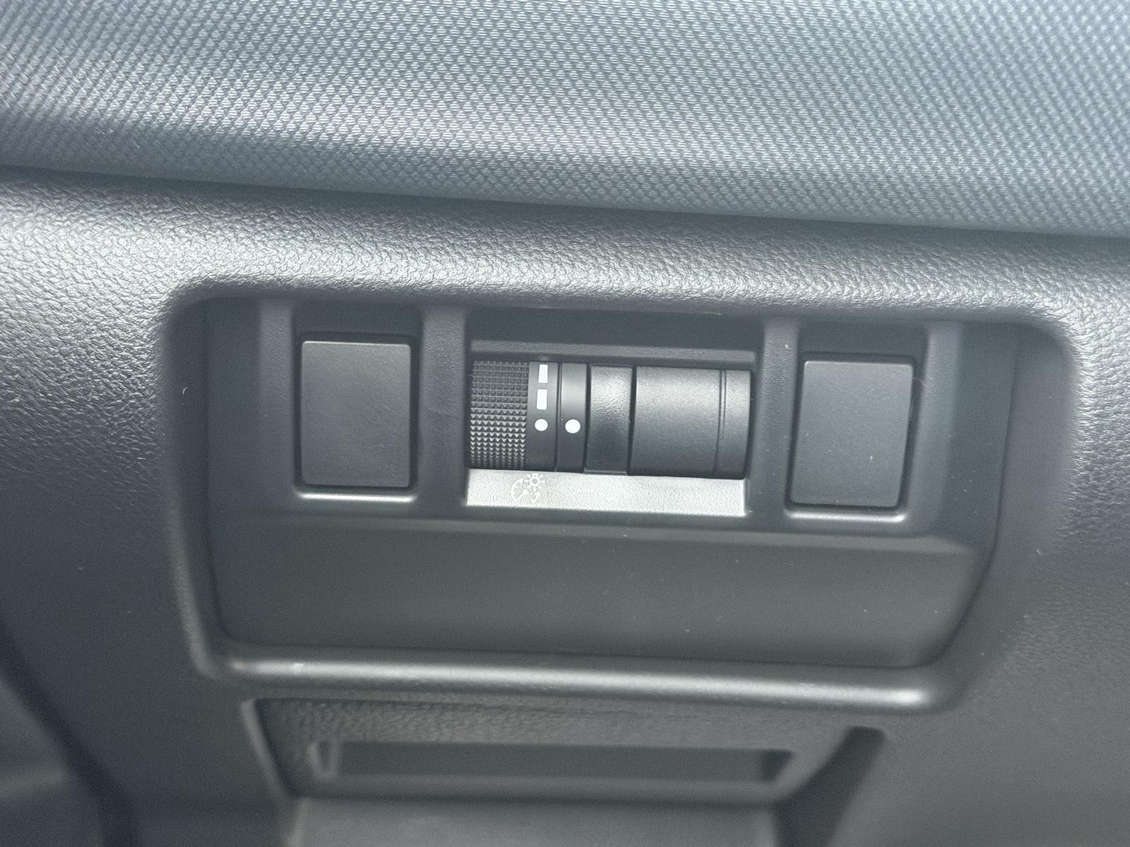 2026 Subaru Forester Premium Base photo 3