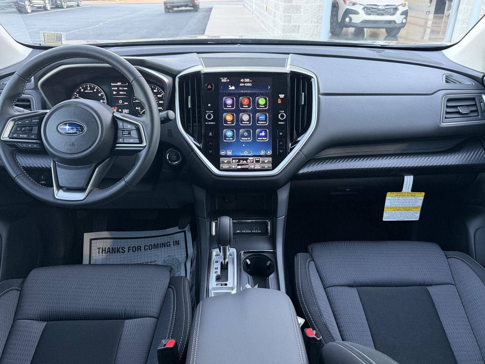 2025 Subaru Ascent Premium photo 3