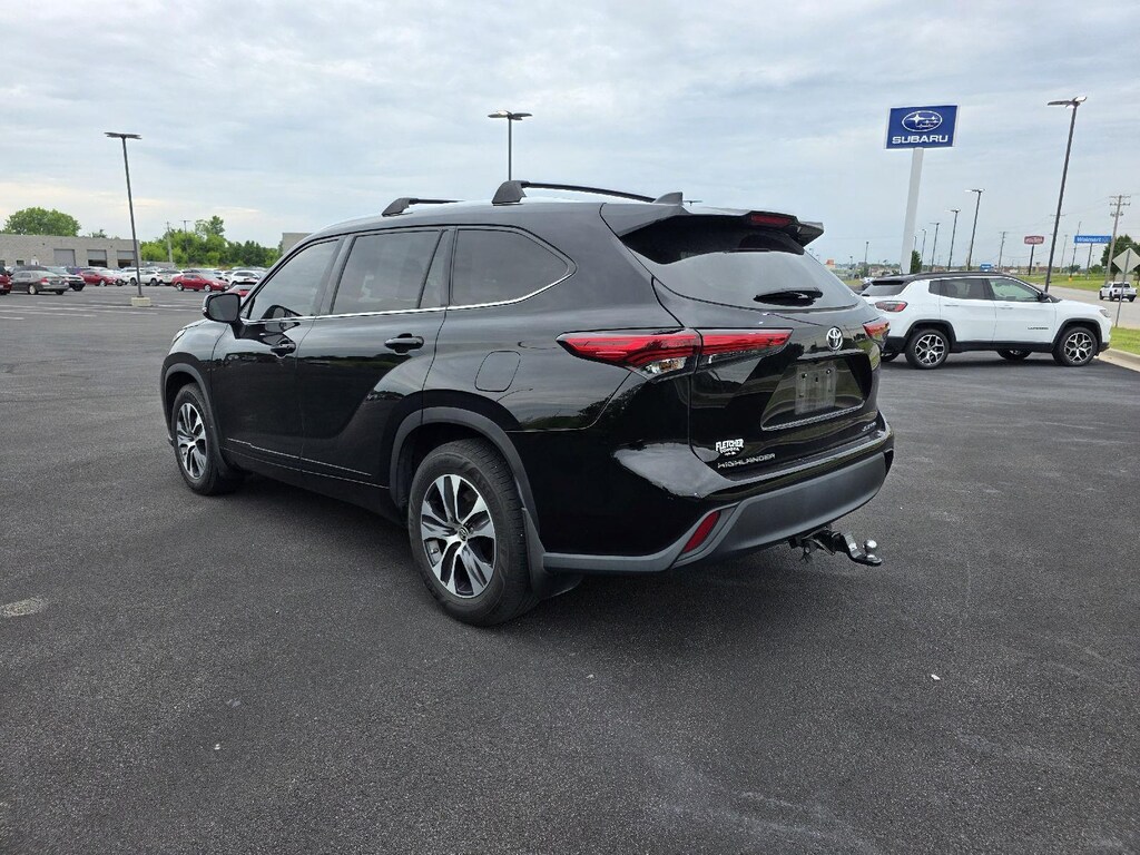 Used 2020 Toyota Highlander XLE SUV