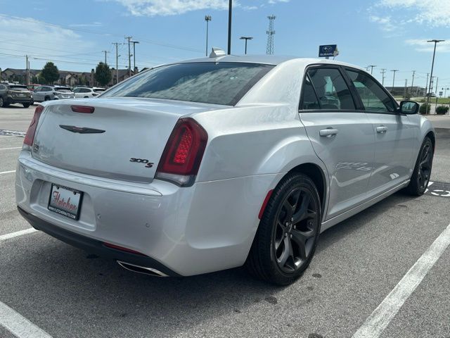 Used 2022 Chrysler 300 S with VIN 2C3CCABG8NH112038 for sale in Joplin, MO