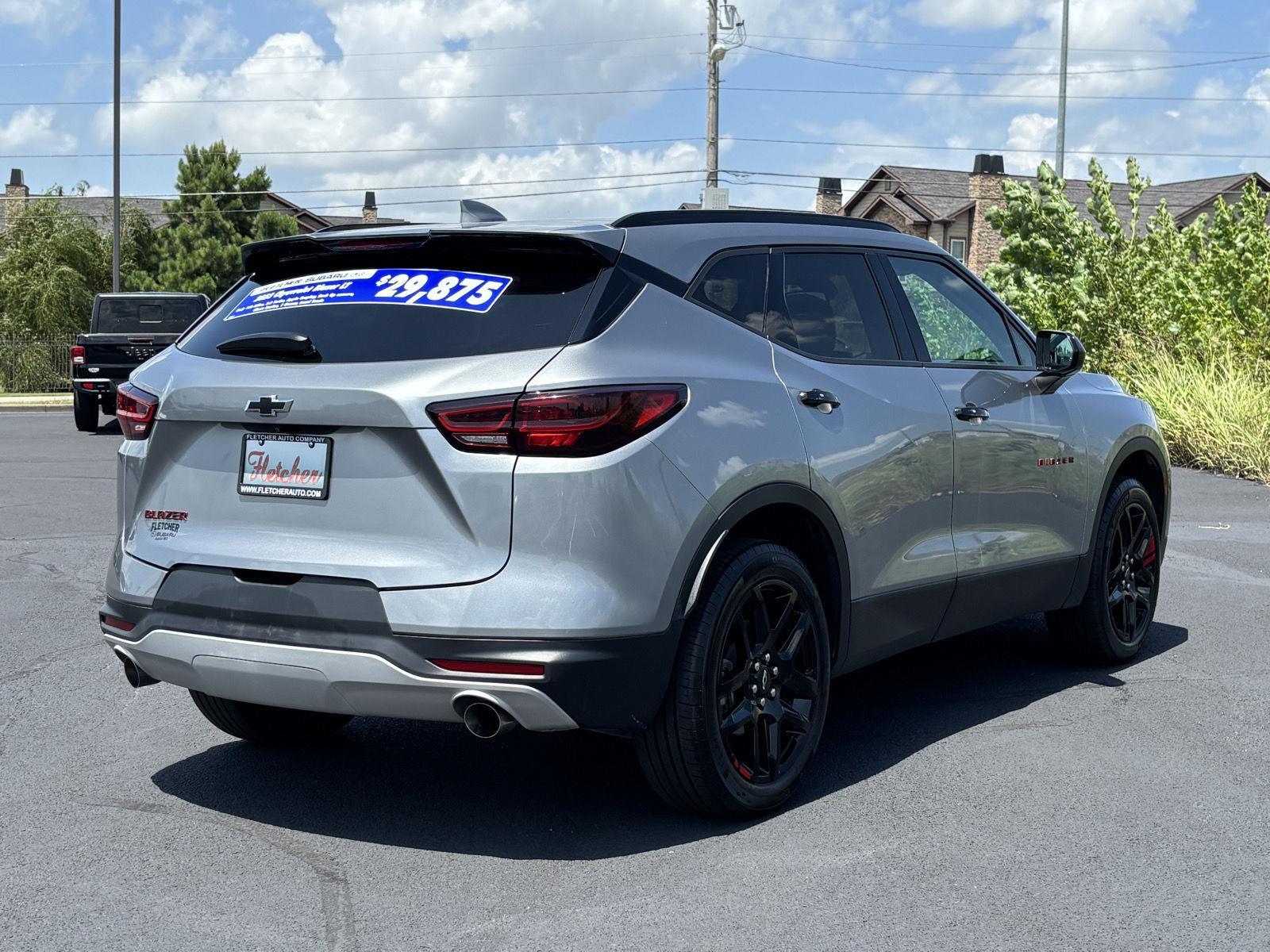 2023 Chevrolet Blazer 2LT photo 2