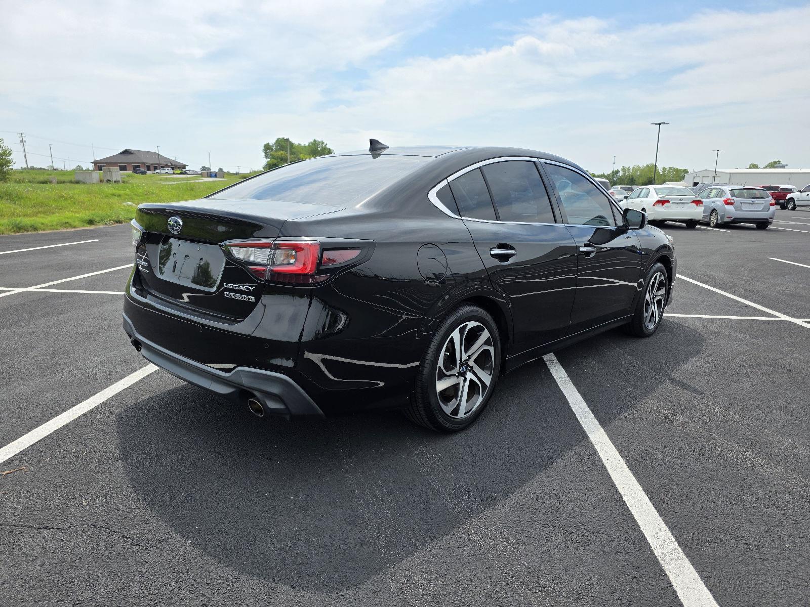 2020 Subaru Legacy Touring XT photo 2