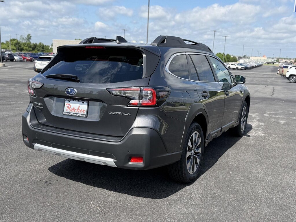 Used 2024 Subaru Outback Limited SUV