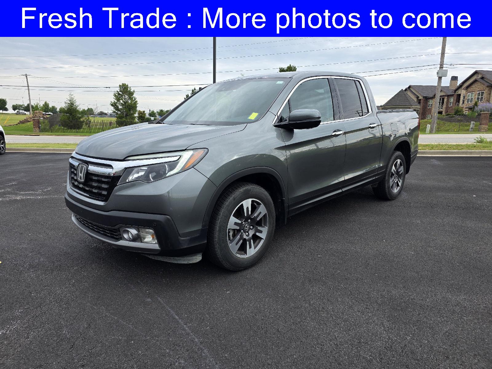 2017 Honda Ridgeline RTL-E AWD's photo