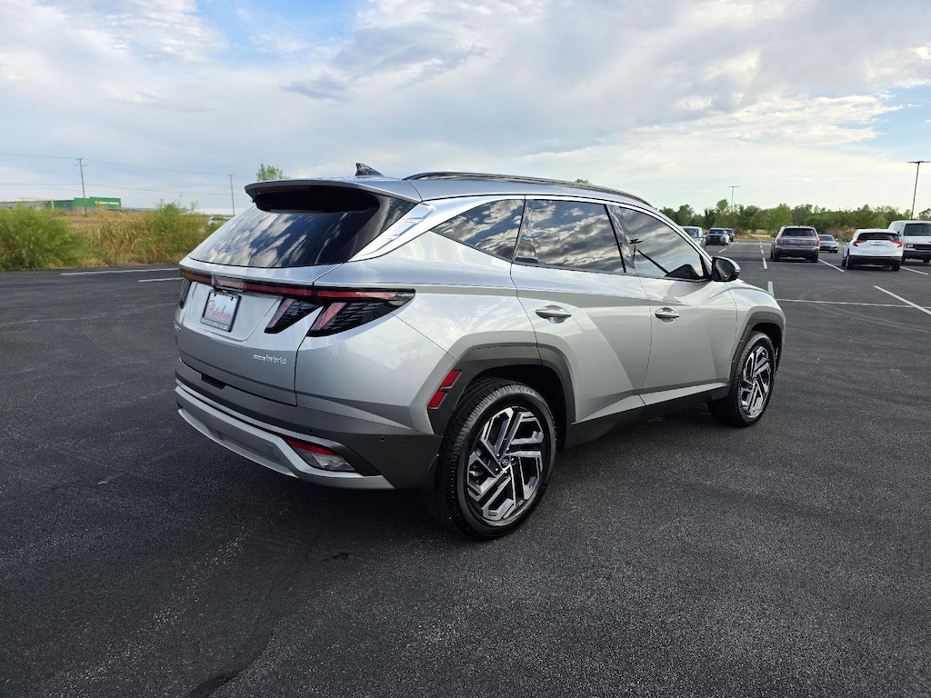 Used 2025 Hyundai Tucson Hybrid Limited SUV