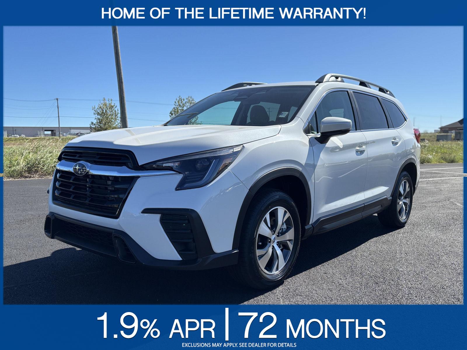 2025 Subaru Ascent Premium's photo