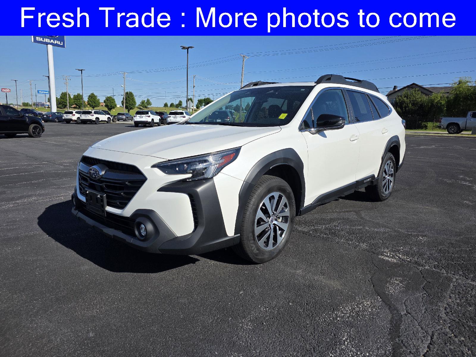 2024 Subaru Outback Premium's photo