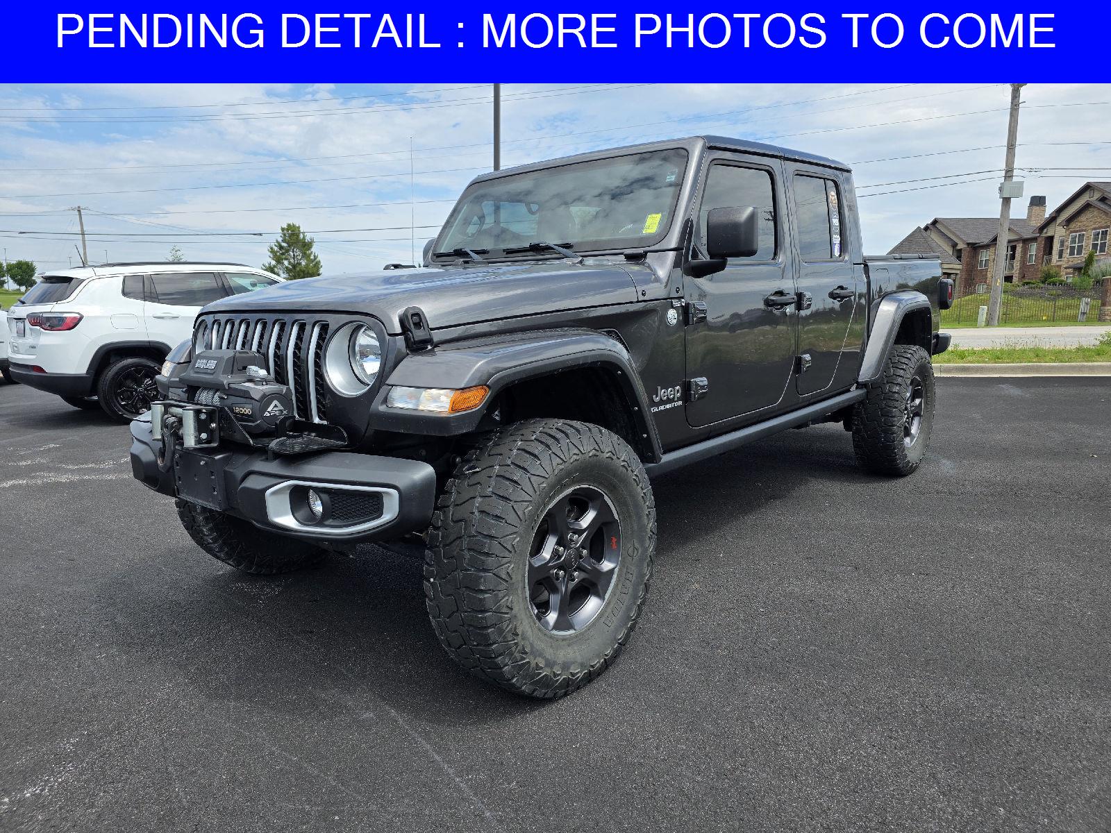 2021 Jeep Gladiator Overland's photo