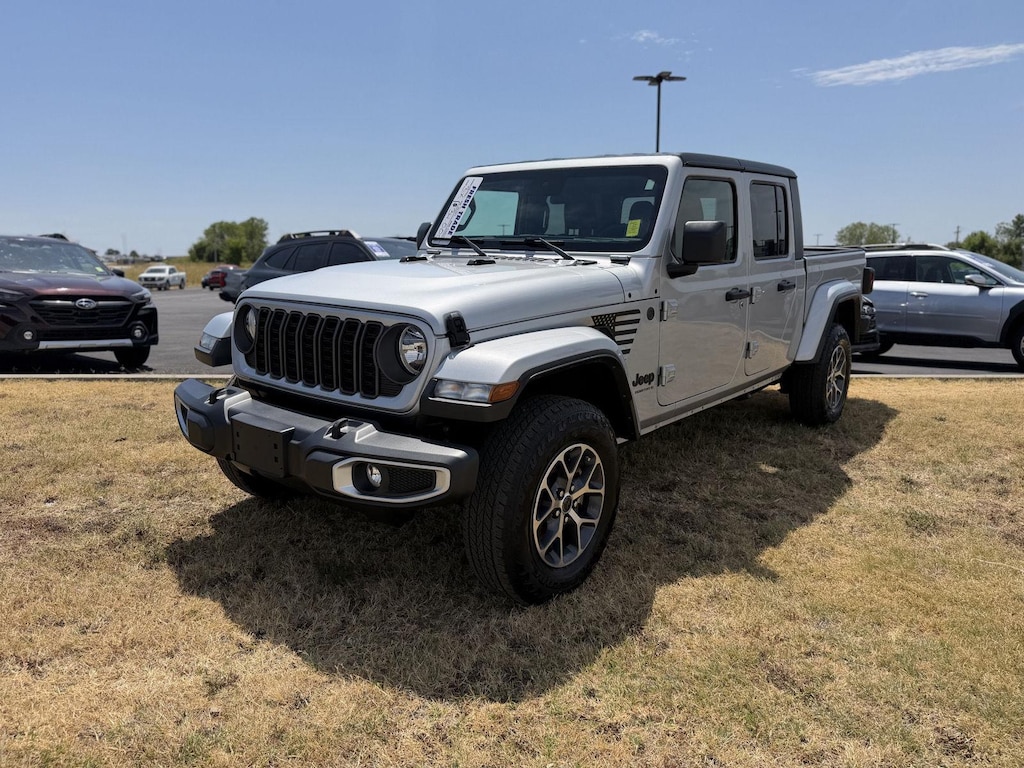 Used 2024 Jeep Gladiator Sport S Truck