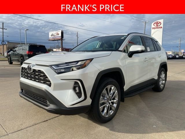 2025 Toyota RAV4 XLE Premium's photo