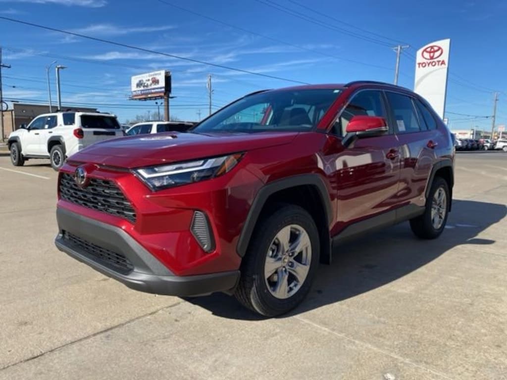 New 2025 Toyota RAV4 Hybrid XLE XLE AWD SUV