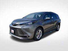 2026 Toyota Sienna XLE 7 PASSENGER