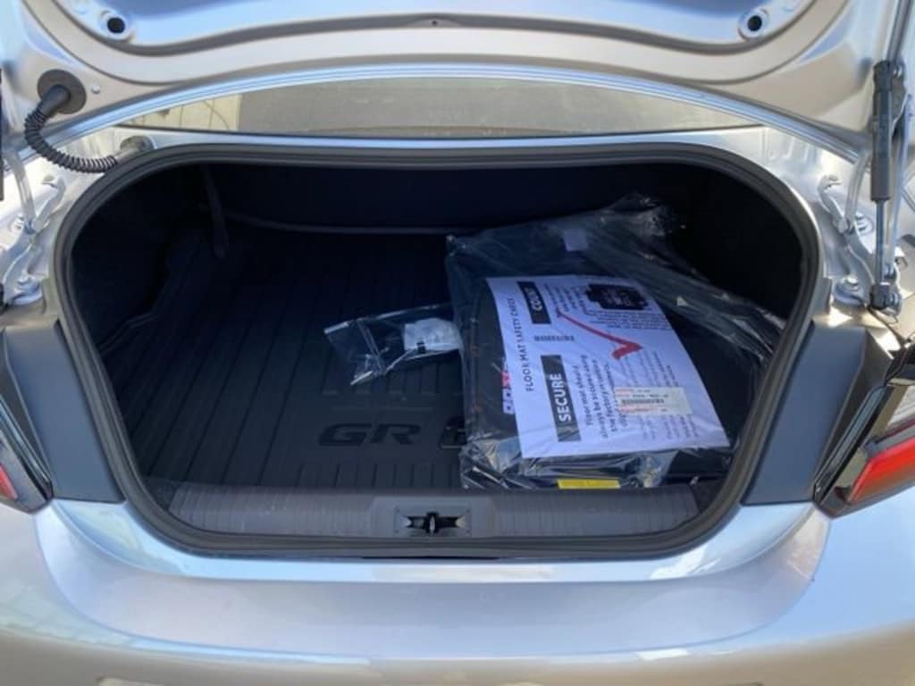 New 2026 Toyota GR86 Premium MT 2+2 COUPE 6 SPD M/T