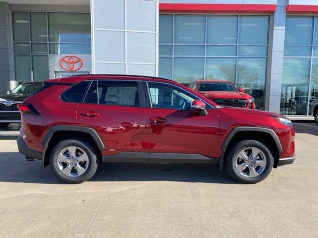 New 2025 Toyota RAV4 Hybrid XLE XLE AWD SUV