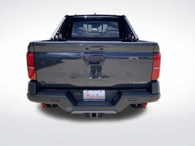 2026 Toyota Tacoma Trailhunter - Photo 3