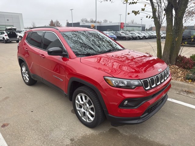 2023 Jeep Compass Latitude Lux