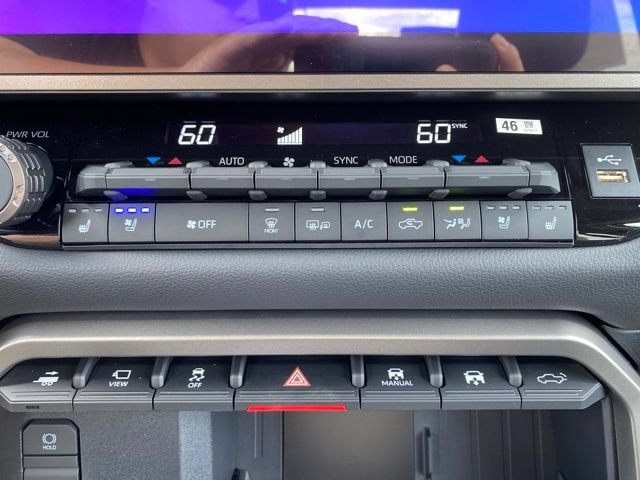 2026 Toyota Tundra Limited - Photo 8