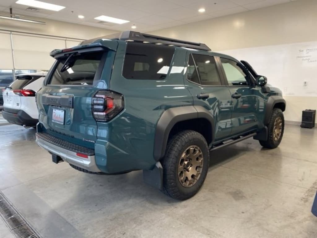 New 2025 Toyota 4Runner i-FORCE MAX Trailhunter 4WD Trailhunter