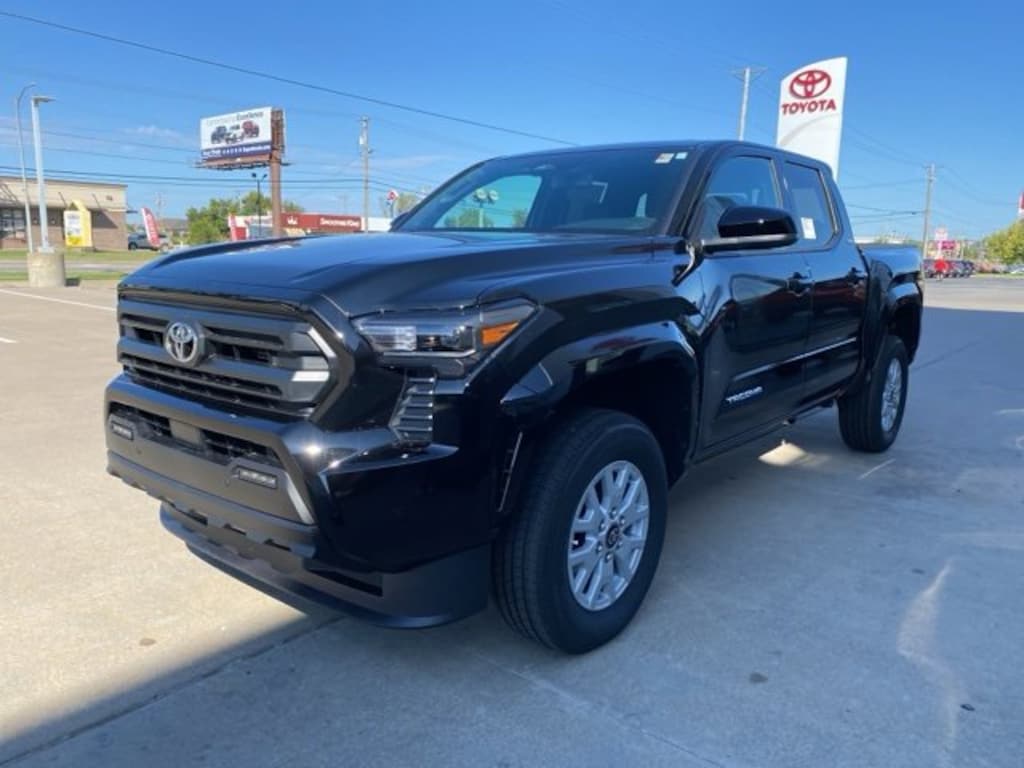 New 2025 Toyota Tacoma SR5 4X4 DOUBLE CAB