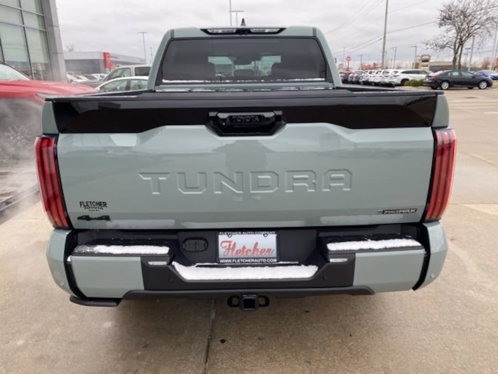 New 2026 Toyota Tundra i-FORCE MAX Platinum PLATINUM CREWMAX 5.5