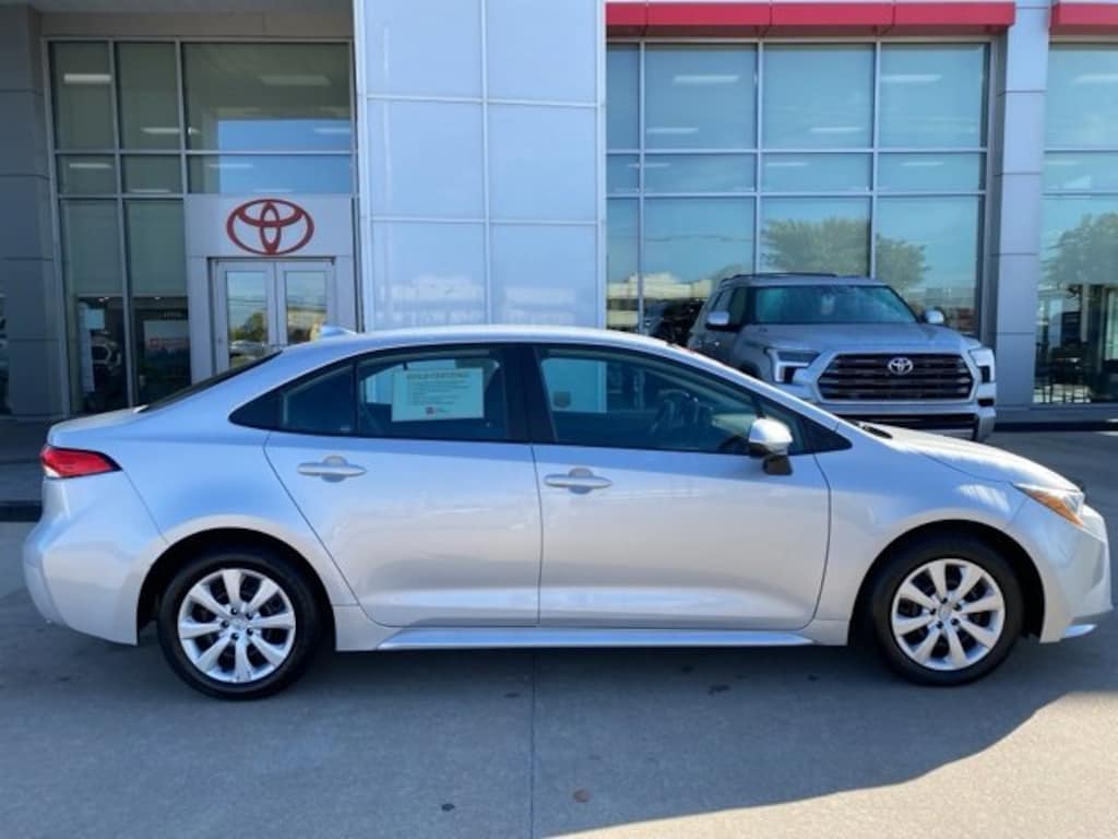 Certified 2024 Toyota Corolla LE Sedan