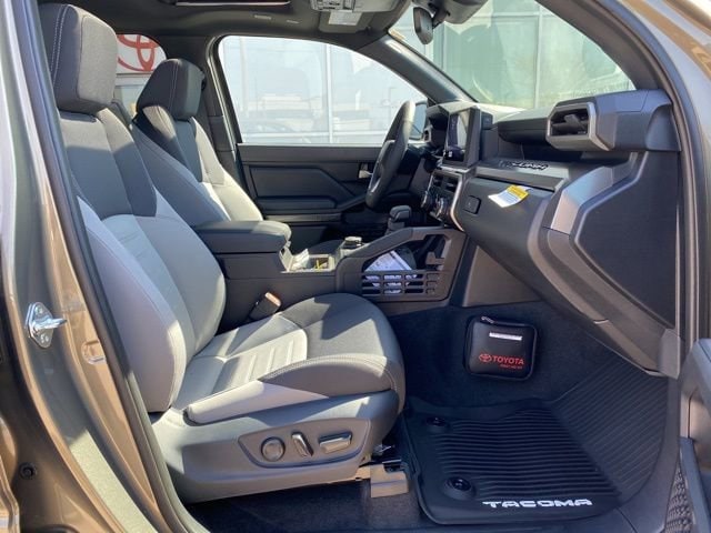 2026 Toyota Tacoma TRD Off Road - Photo 17