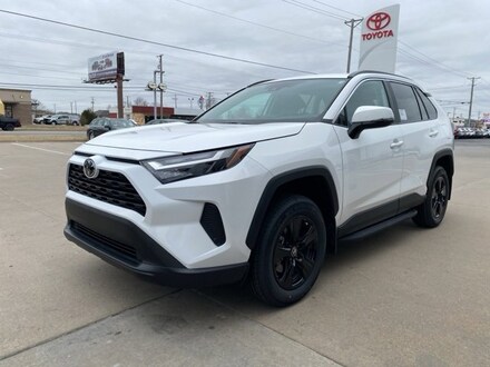 2025 Toyota RAV4 XLE XLE AWD SUV