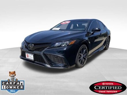 2022 Toyota Camry SE Sedan