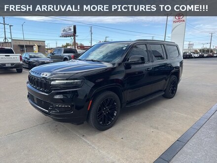 2022 Jeep Wagoneer Series III SUV