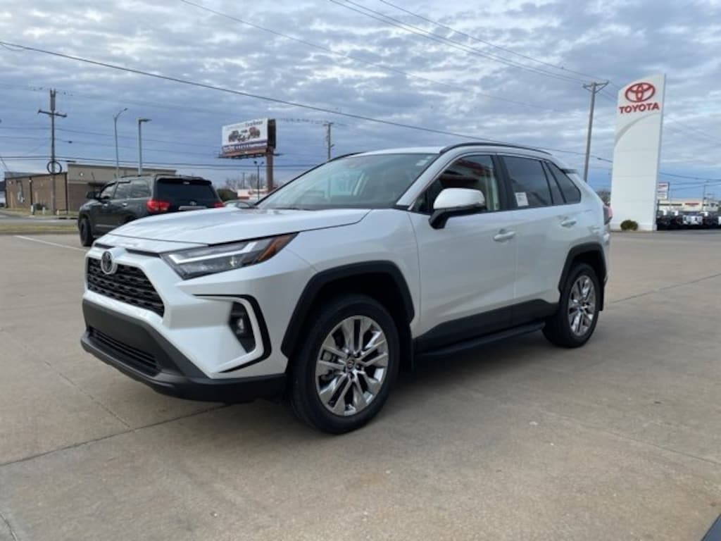 New 2025 Toyota RAV4 XLE Premium XLE PREM AWD SUV