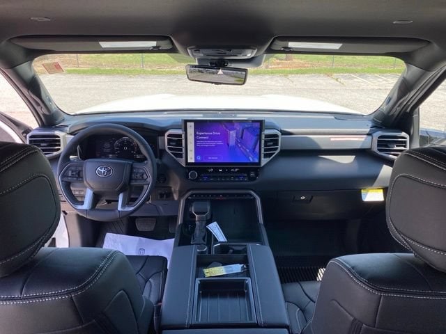 2026 Toyota Tundra Limited - Photo 11